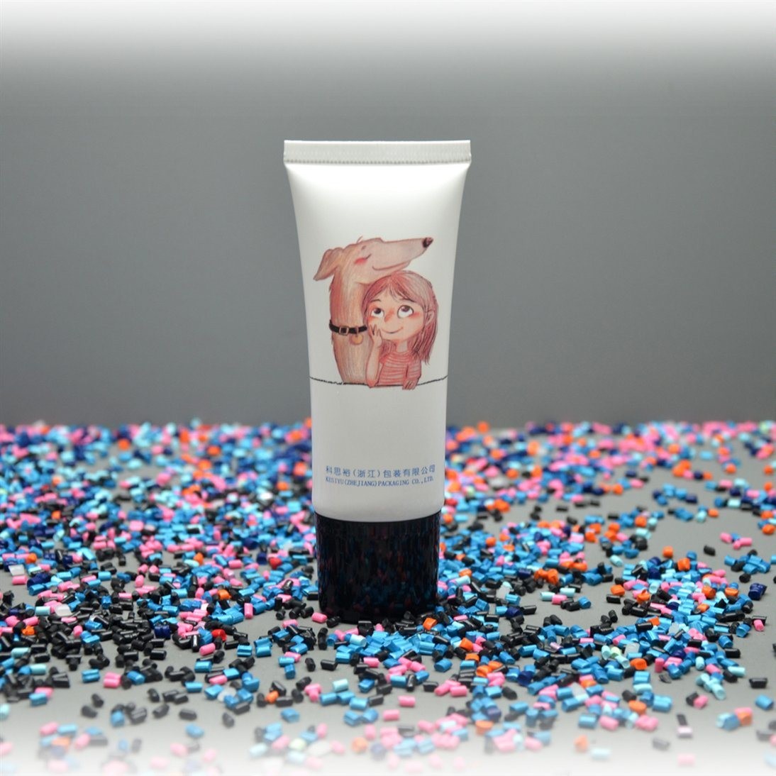 Cosmetic Tube Plastic Packaging Materials Facial Cleanser with Customized Cap